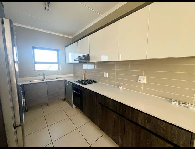 2 BEDROOM APARTMENT TO LET IN SANDOWN ESTATE